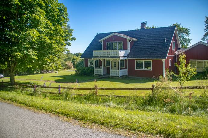 villa på Åsen 2 Lönashult, Alvesta kommun - bild 1