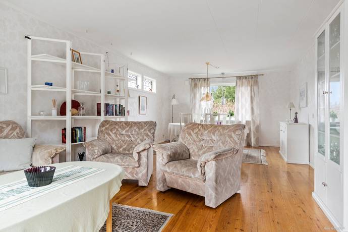 7 rum Villa på Dagfjärilsvägen 5 Lextorp Trollhättans kommun - bild 13