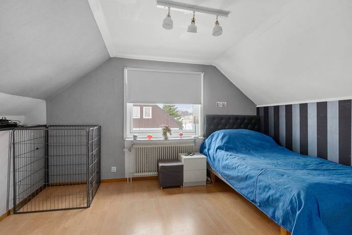5 rum Villa på Hjalmar Palms väg 6 Marieberg Örebro kommun - bild 17