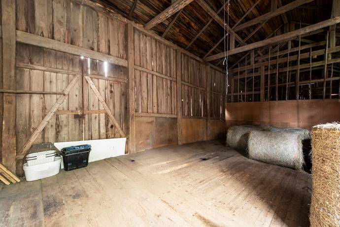 12 rum Gård utan jordbruk på Ina 231 SÖDERALA Söderhamns kommun - bild 47