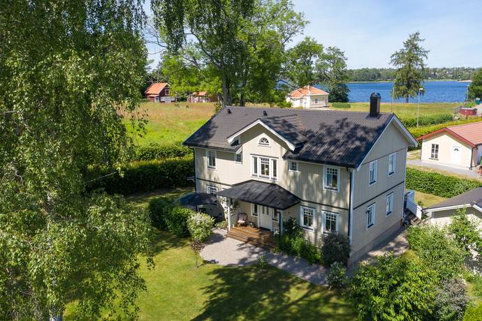 Östra Strandvägen 2A i Vendelsö Gård, Vendelsö - Villa till salu - Hemnet