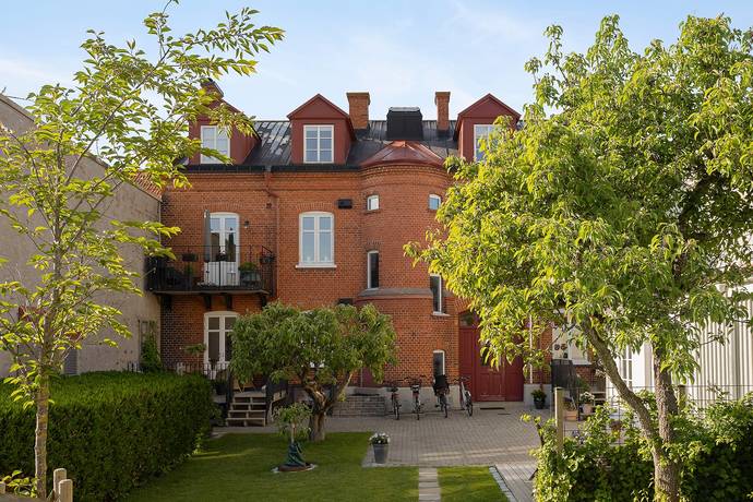 3 rum lägenhet på Sladdergatan 9 Centrala Ystad, Ystads kommun - bild 1