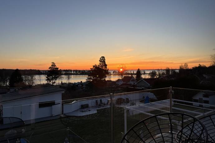 9 rum Villa på Evavägen 20 Hjälmarbaden Örebro kommun - bild 37