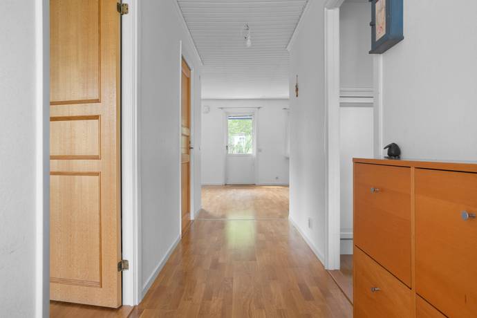 5 rum Villa på Klasrovägen 57B Häggvik Sollentuna kommun - bild 8