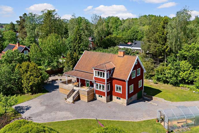 7 rum villa på Tandlavägen 18 Hållsta, Eskilstuna kommun - bild 1