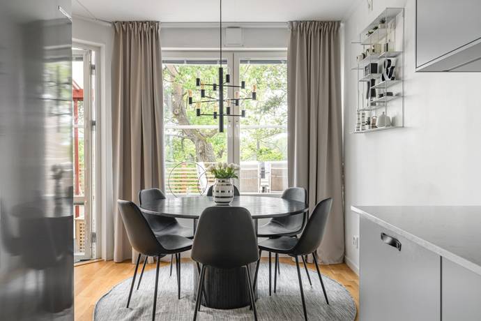 5 rum Radhus på Stigfinnarvägen 38 Segeltorp Huddinge kommun - bild 8