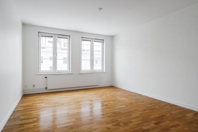 2 rum lägenhet på Herrhagsgatan 16B Herrhagen, Karlstads kommun - bild 2