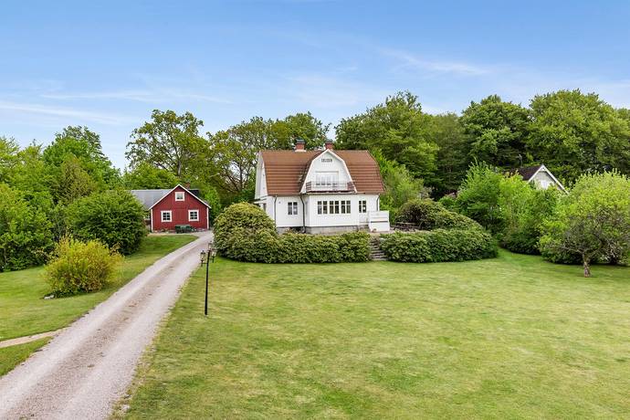 6 rum villa på Göingevägen 14 - Villa Ekliden Bjärnum, Hässleholms kommun - bild 2