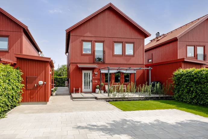 5 rum Villa på Åkersrovägen 55 Åkersberg Enköpings kommun - bild 1