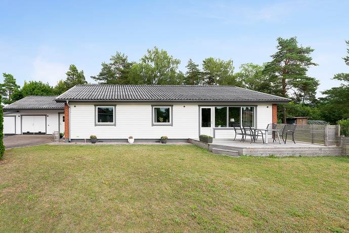 6 rum villa på Vinnegatan 24 Vinslöv, Hässleholms kommun - bild 1