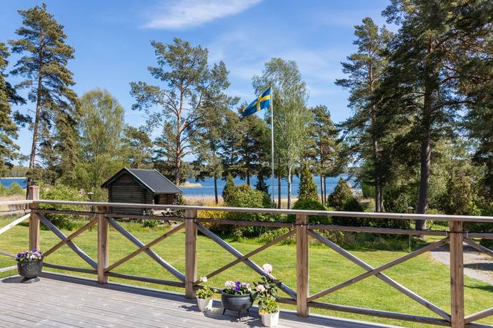 4 rum vinterbonat fritidshus på Arnövägen 30 Ljusterö, Österåkers kommun - bild 1