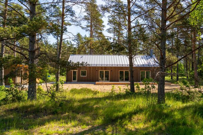 Bro Halner 303A, Bro, Gotlands kommun