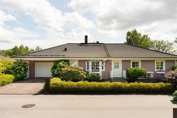 4 rum villa på SKÅNEVÄGEN 2 Önsta-gryta, Västerås kommun - bild 2