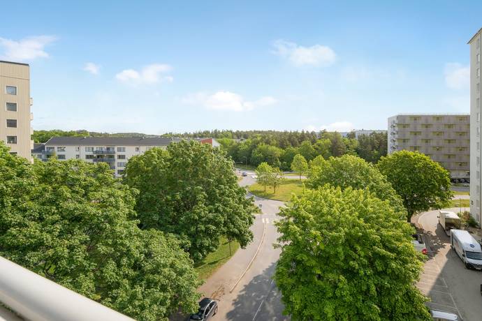 4 rum Lägenhet på Råcksta Gårdsväg 28, Vån 6 (51603/1603) Vällingby Parkstad / Råcksta Stockholms kommun - bild 6