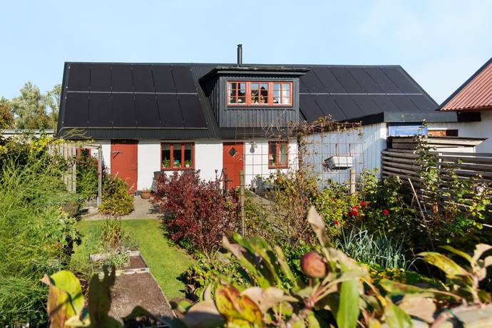 Karlaby byväg 6, Karlaby, Simrishamns kommun
