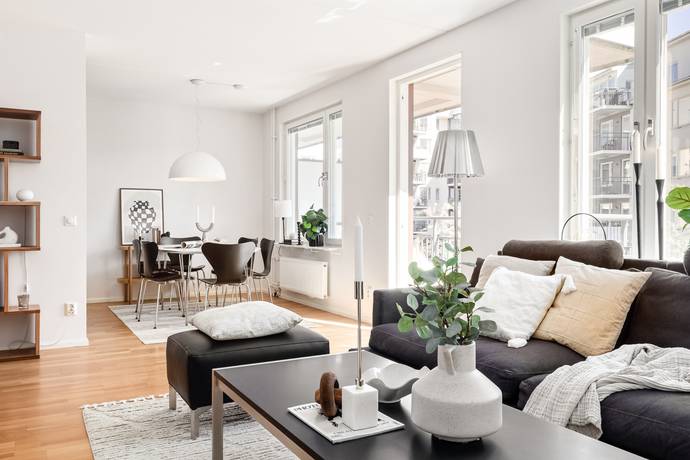 2 rum lägenhet på Gustav III:s Boulevard 147 Frösunda, Solna kommun - bild 4