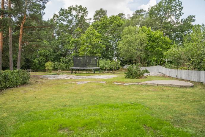 7 rum villa på Travvägen 9 Bålsta - Västra Gillmarken, Håbo kommun - bild 3