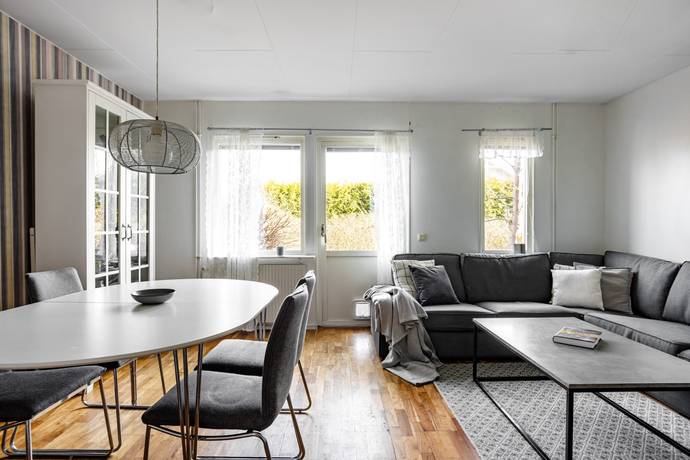 4 rum Lägenhet på Läktvägen 49 Vendelsö Gård Haninge kommun - bild 2