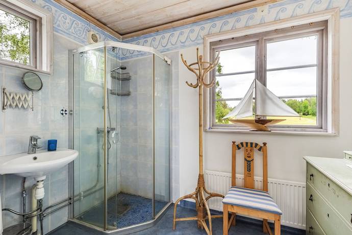 4 rum Vinterbonat fritidshus på Lärkringen 233 Ringsö Strängnäs kommun - bild 10