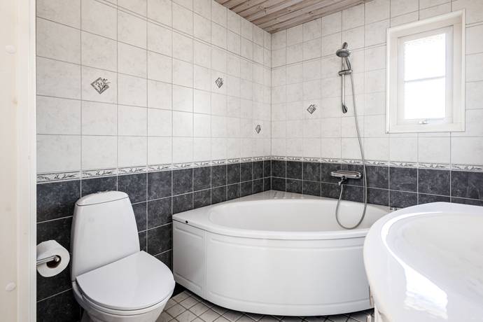 6 rum Villa på Diabasvägen 2 Bålsta Skörby Håbo kommun - bild 32