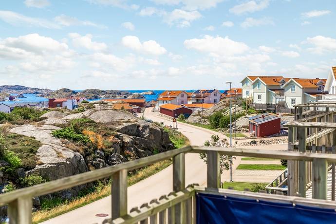 5 rum parhus på Mellanbergsvägen 1 Skärhamn, Tjörns kommun - bild 1
