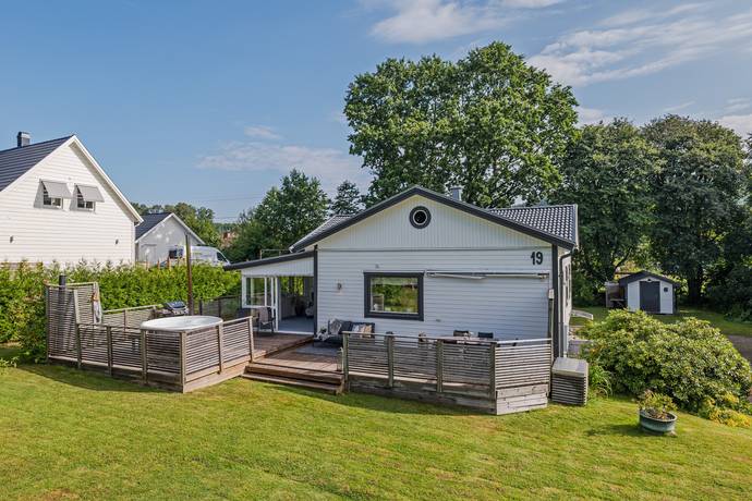 5 rum villa på Björkvägen 19 Vargön, Vänersborgs kommun - bild 1