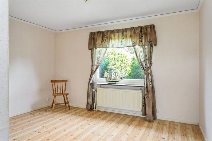 7 rum Villa på Kyrkbyvägen 28 Bro - Håbo-tibble Upplands-Bro kommun - bild 11