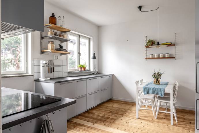 Alingsåsvägen 16, Hammarbyhöjden, Stockholms kommun