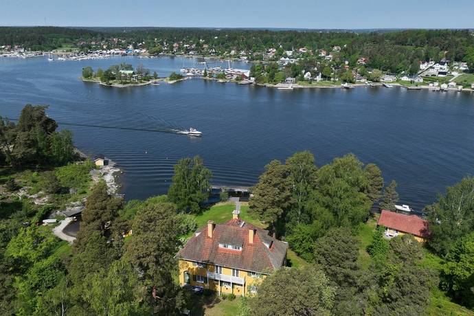 14 rum fritidshus på Vikingsborgsvägen 38 Hästholmen - Stegesund, Vaxholm, Vaxholms kommun - bild 2