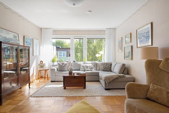 3 rum lägenhet på Oppeby gård 43 Oppeby, Nyköpings kommun - bild 1