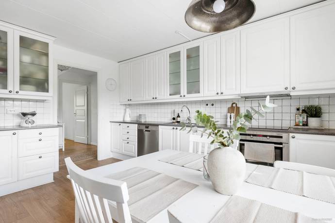 6 rum Villa på Tujavägen 18 Bettorp Örebro kommun - bild 19
