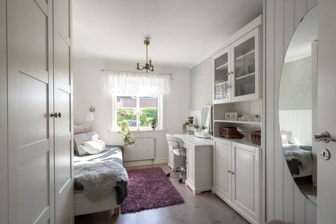 10 rum Villa på Rödklintsgatan 11 Nya Hjärsta Örebro kommun - bild 26