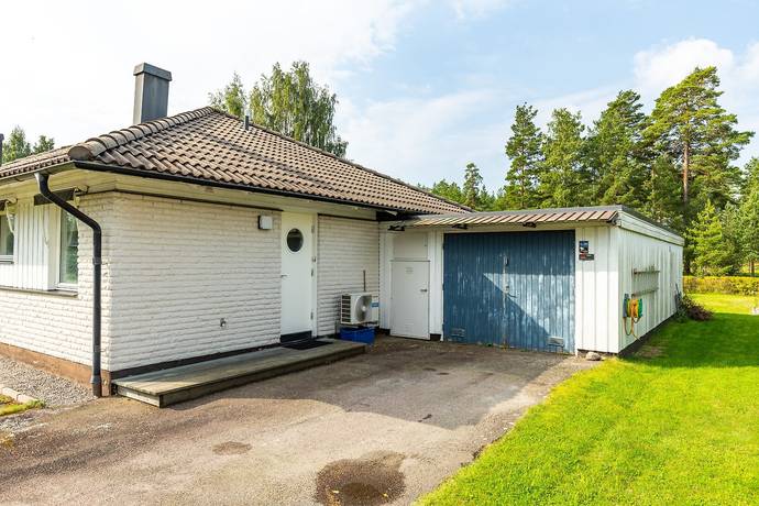 5 rum Villa på Smultronstigen 44 Norra Skogen Karlsborgs kommun - bild 32
