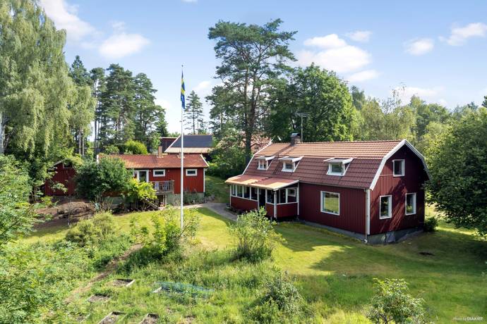 5 rum villa på Ljungslättsvägen 61 Gråbo, Lerums kommun - bild 1