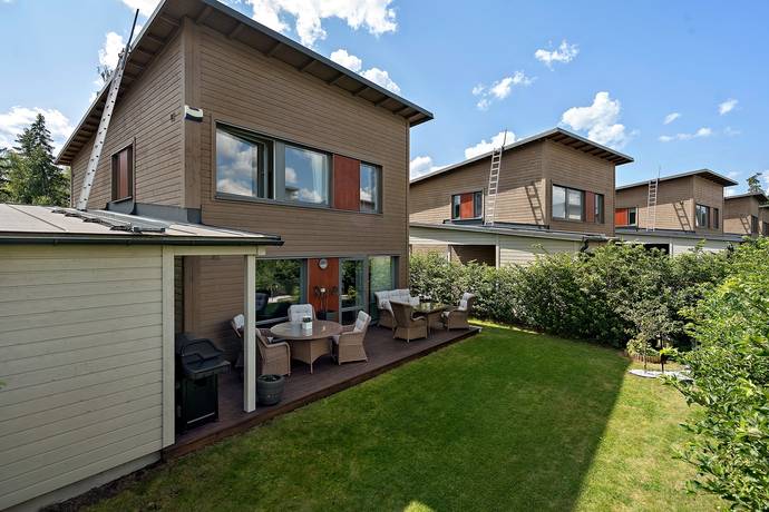 5 rum villa på Runhällsgatan 9 Fresta, Upplands Väsby kommun - bild 2