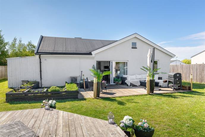 7 rum villa på Mistelgatan 14 Bunkeflostrand, Malmö kommun - bild 2