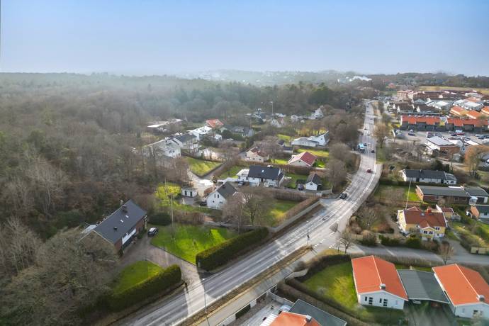 7 rum Villa på Kullaviksvägen 63 Kullavik Centrum Kungsbacka kommun - bild 42
