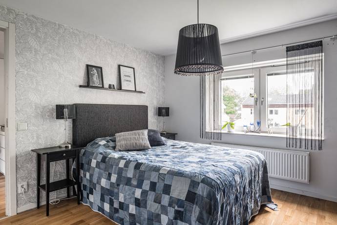 3 rum Lägenhet på GRIBBYLUNDSVÄGEN 74A GRIBBYLUND Täby kommun - bild 9