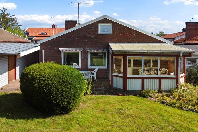 2 rum Villa på Hantverkaregatan 16 Vara Vara kommun - bild 16