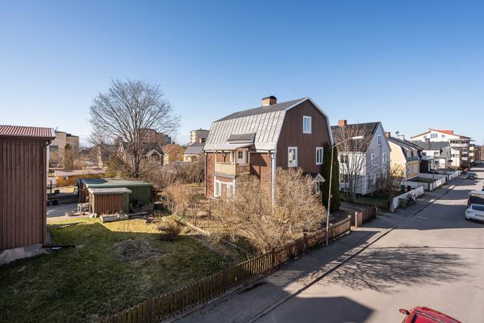 8 rum villa på Vegagatan 22 Brynäs, Gävle kommun - bild 1