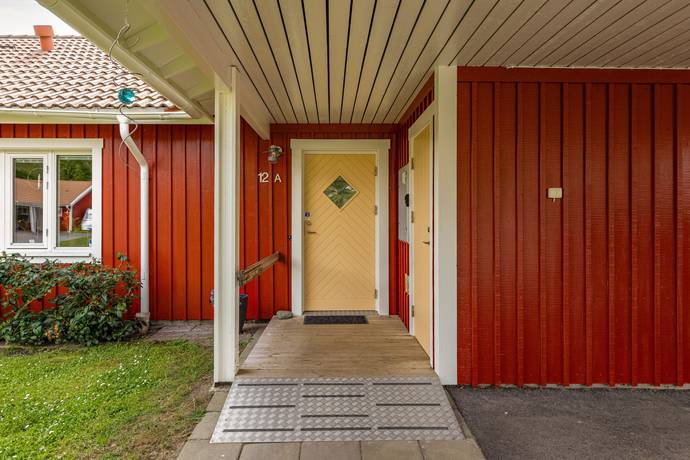 3 rum Parhus på Prästbolsvägen 12 A Fröjered Tidaholms kommun - bild 7