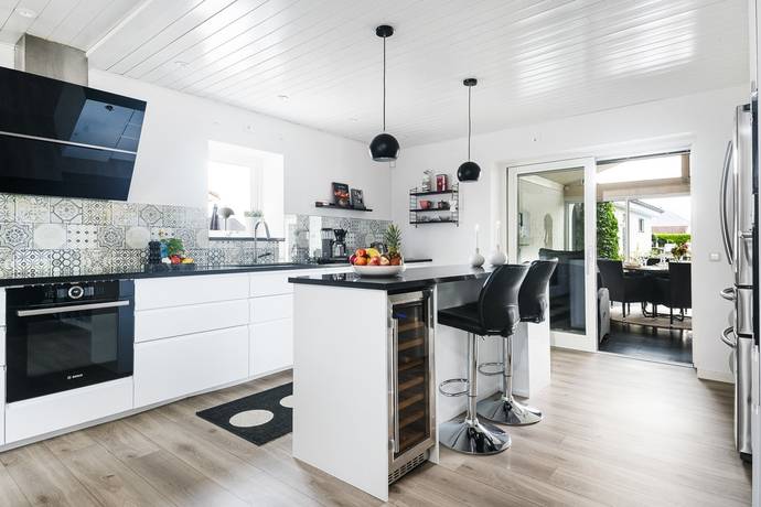 5 rum villa på Simrishamnsvägen 38 Tomelilla, Tomelilla kommun - bild 3