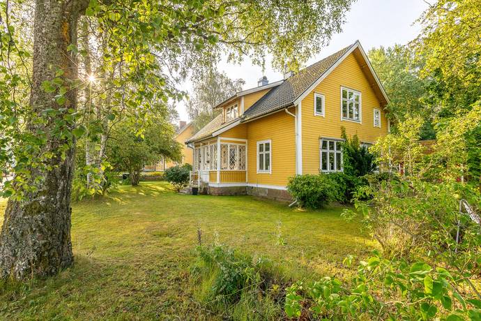 8 rum villa på Uråsa Aliceborg 1 Uråsa, Växjö kommun - bild 1
