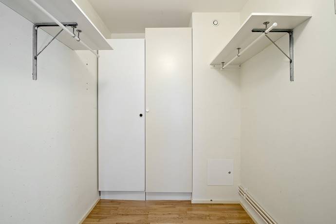 3 rum Lägenhet på Bergmossevägen 23, vån 2 Gustavsberg Holmviksskogen Värmdö kommun - bild 15