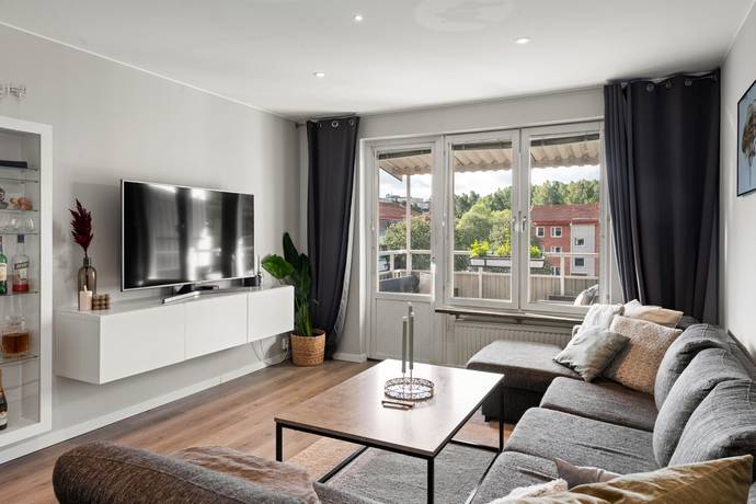 3 rum lägenhet på Dalgatan 7A Centrala Märsta, Sigtuna kommun - bild 2