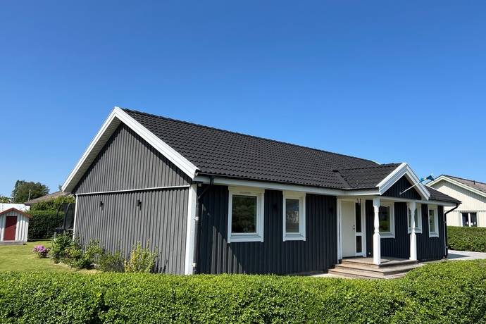 6 rum villa på Sjögårdsgatan 1 Axvall, Skara kommun - bild 3