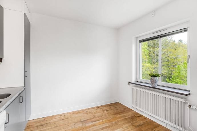 4 rum Lägenhet på Lötliden 1 Löt Strängnäs kommun - bild 17