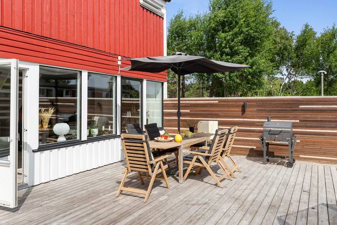 5 rum radhus på Tanneskärsgatan 55 Västra Frölunda, Göteborgs kommun - bild 1