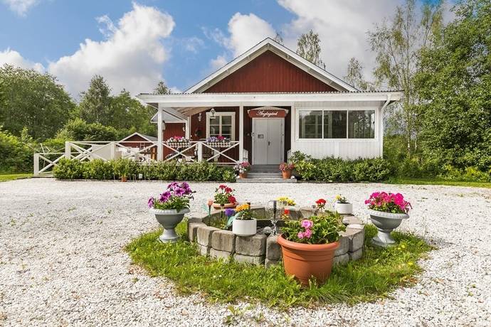 gård med jordbruk på Ingelshyttan 308 Storå, Lindesbergs kommun - bild 1