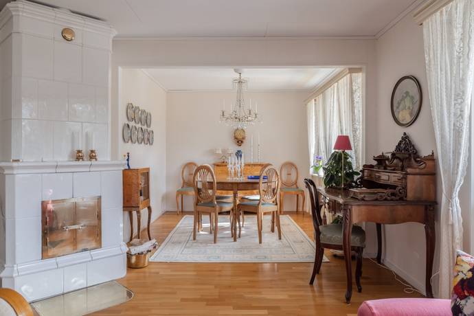 6 rum Villa på Blåmesgränd 3 Sjöberg Sollentuna kommun - bild 2